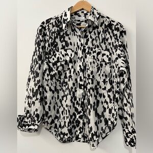 Equipment 100% Silk Animal Print Button-Up Shirt